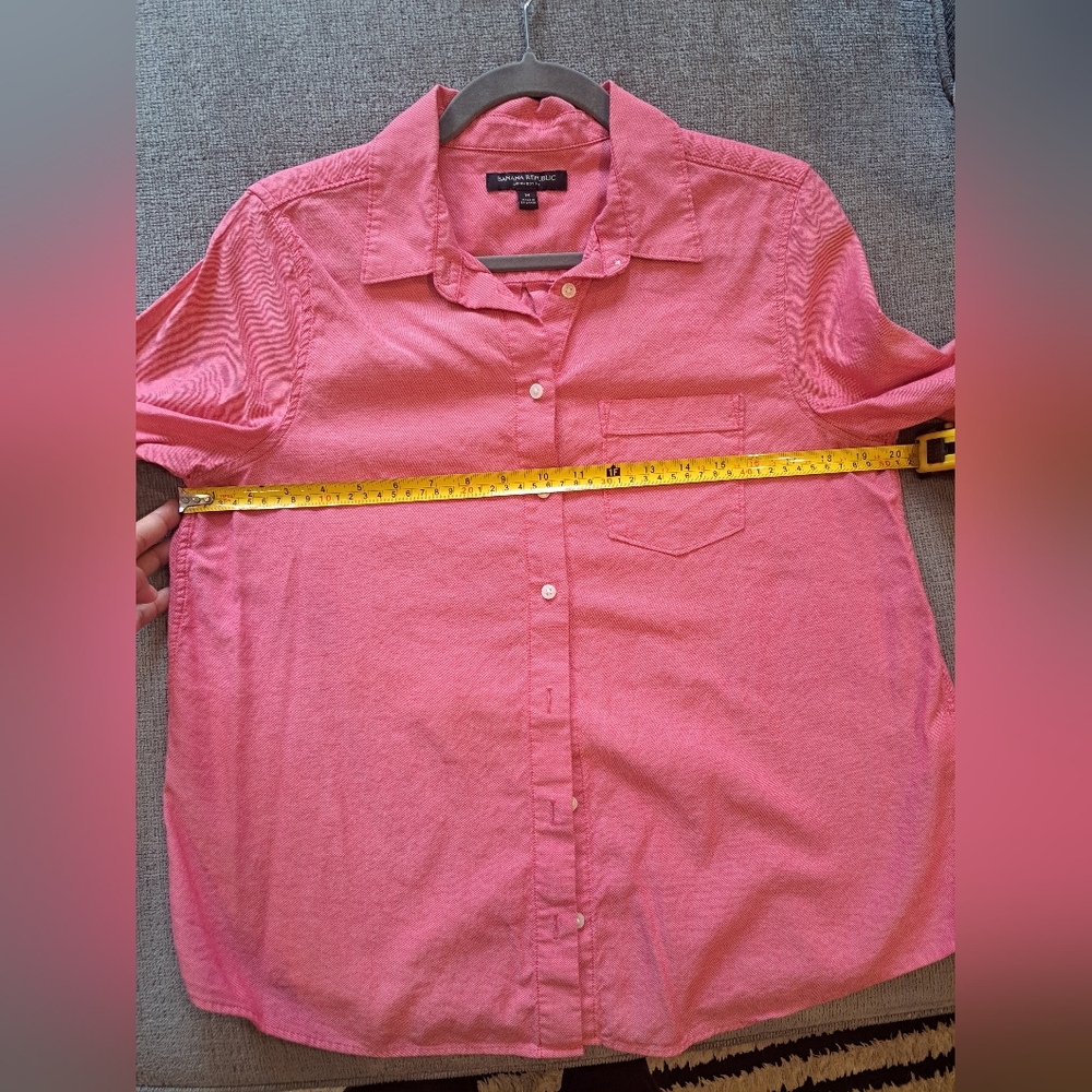 Banana Republic Button Down Shirt
